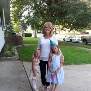 Meet your Posher, Vickie